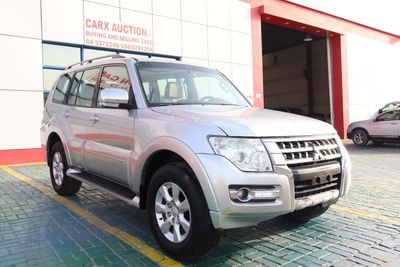 ميتسوبيشي باجيرو GLS 3.5L (186 HP) (7 Seater)