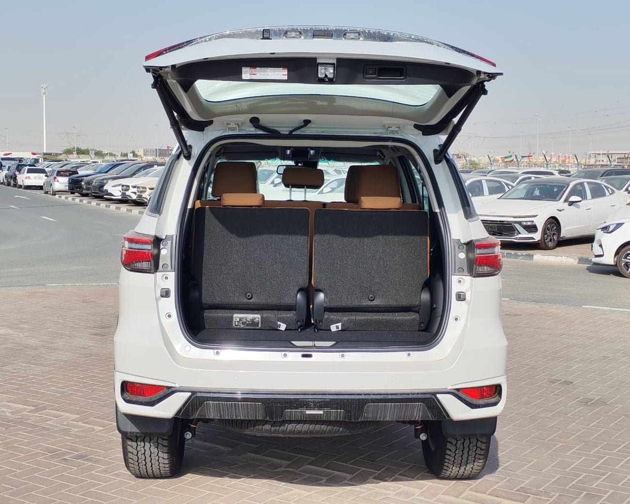 Toyota Fortuner 2026 Toyota Fortuner SR5 2.8L 4-Cyl Turbo Diesel A/T AWD 4x4 Export Only