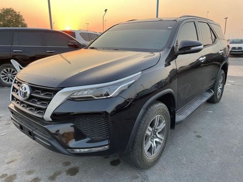 Toyota Fortuner EXR 2.7L (160 HP)