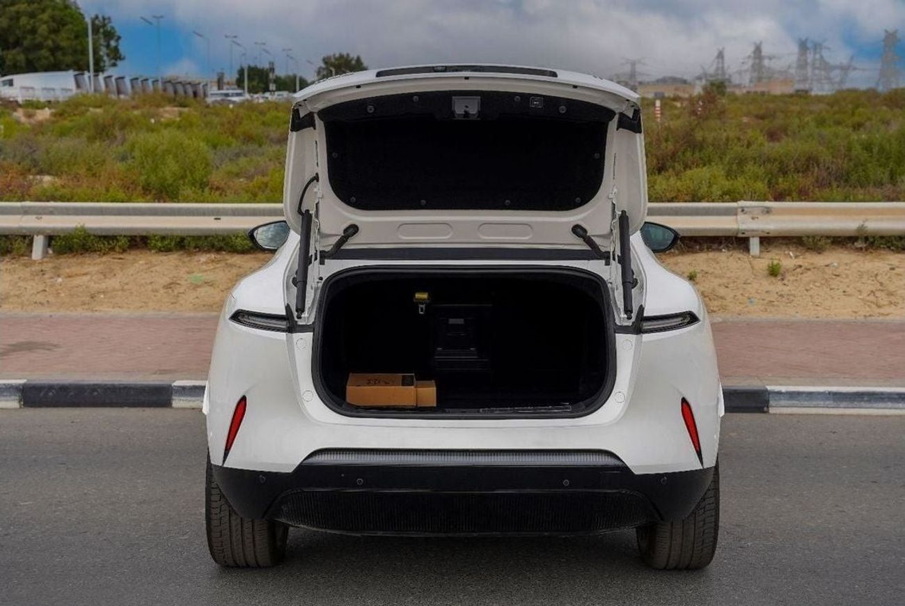 أفاتر 11 2025 AVATR 11 ULTRA LONG RANG 1-Motor SUV 0km