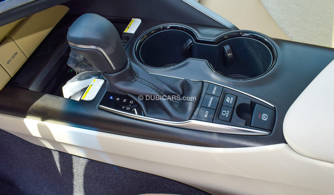 Toyota Camry GLE 2.5L Hybrid