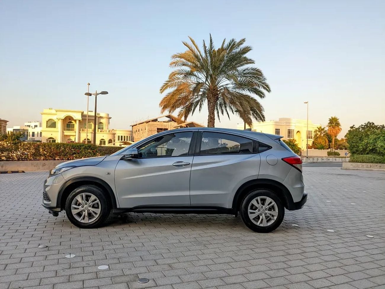 هوندا HRV EX | GCC Specs | Low KM| Agency Mint Premium Condition MID Sized Family SUV