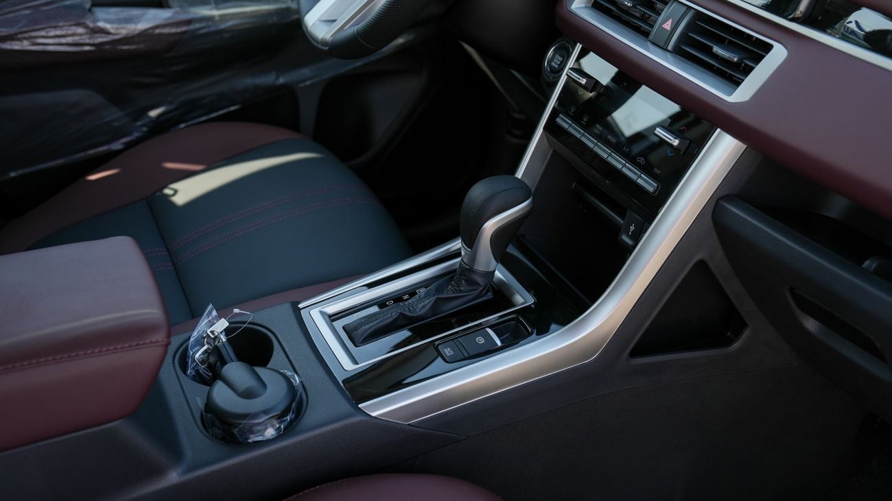 ميتسوبيشي إكسباندر كروس