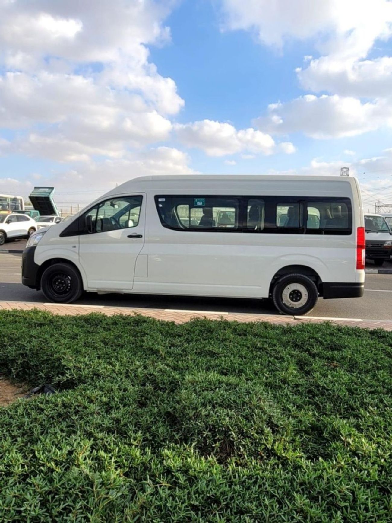 Toyota Hiace Commuter 3.5L A/T