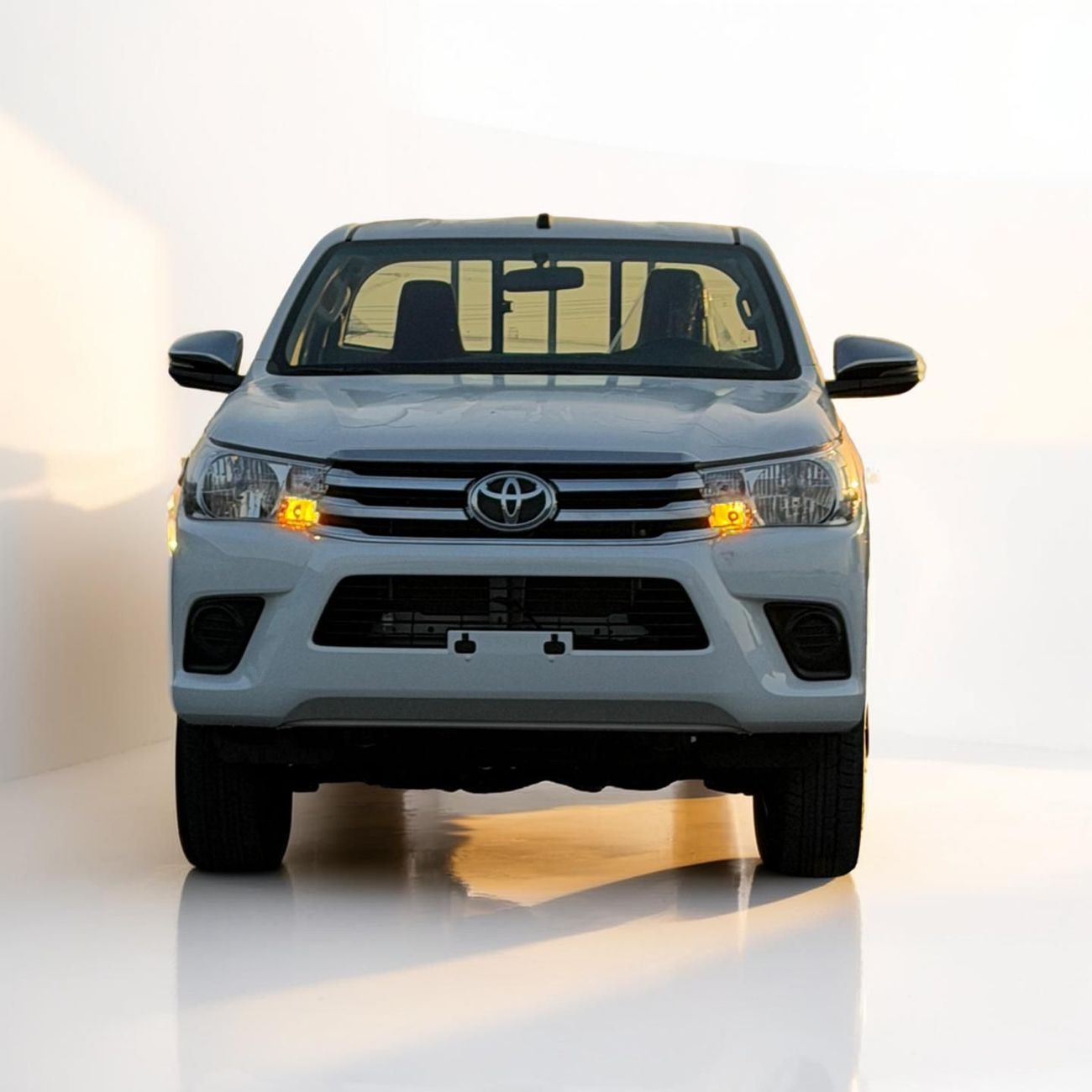 Toyota Hilux Signle cabin 2.7 4*4 M/T 3 DOORS