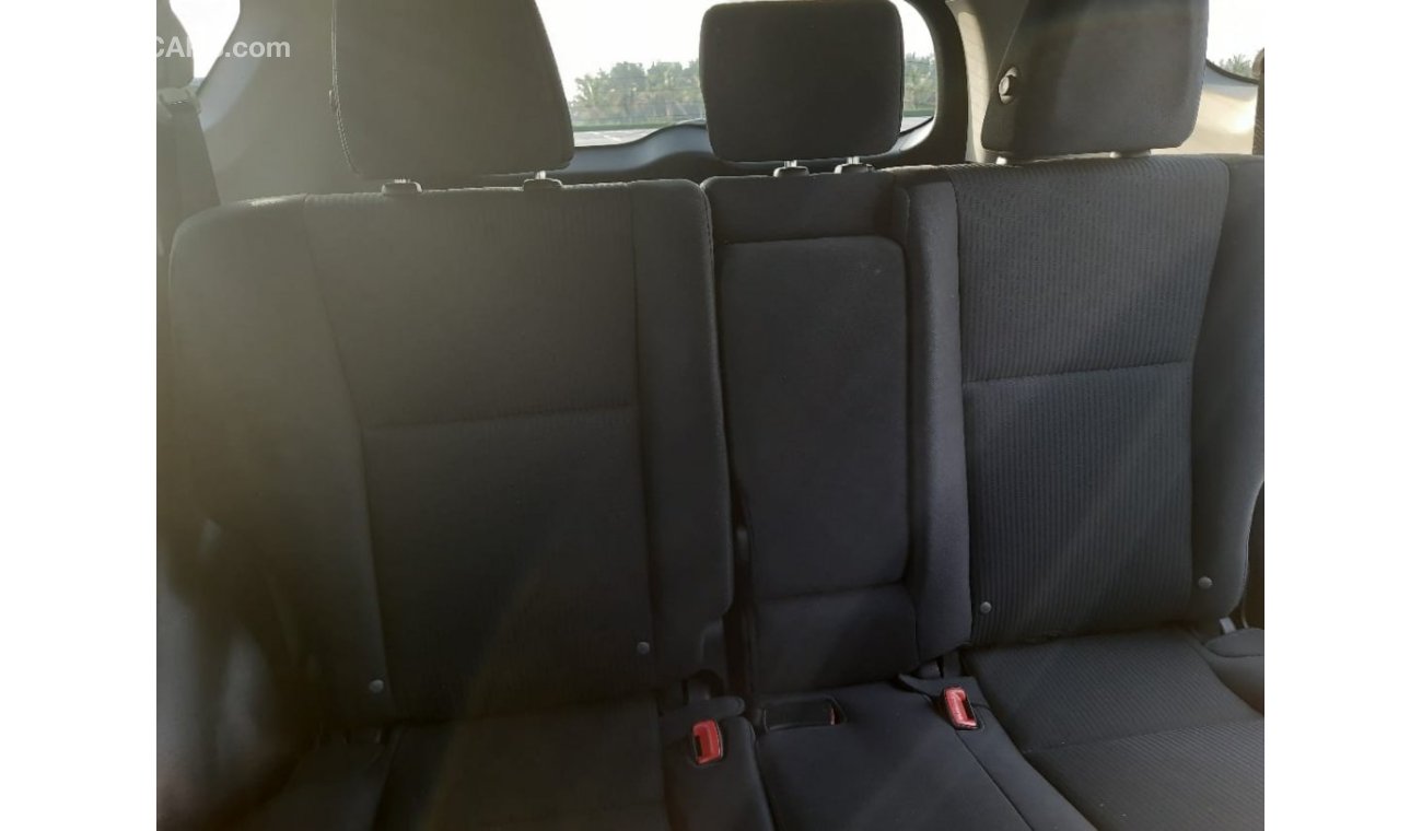 Toyota RAV4 EX Toyota rav_4  (USA-SPEC) 4*4 - 2015- VERY GOOD CONDITION