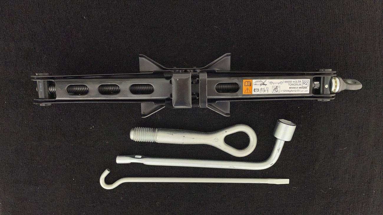 نيسان إكس تريل S 2.5 | بدون دفعة مقدمة | اختبار القيادة في المنزل