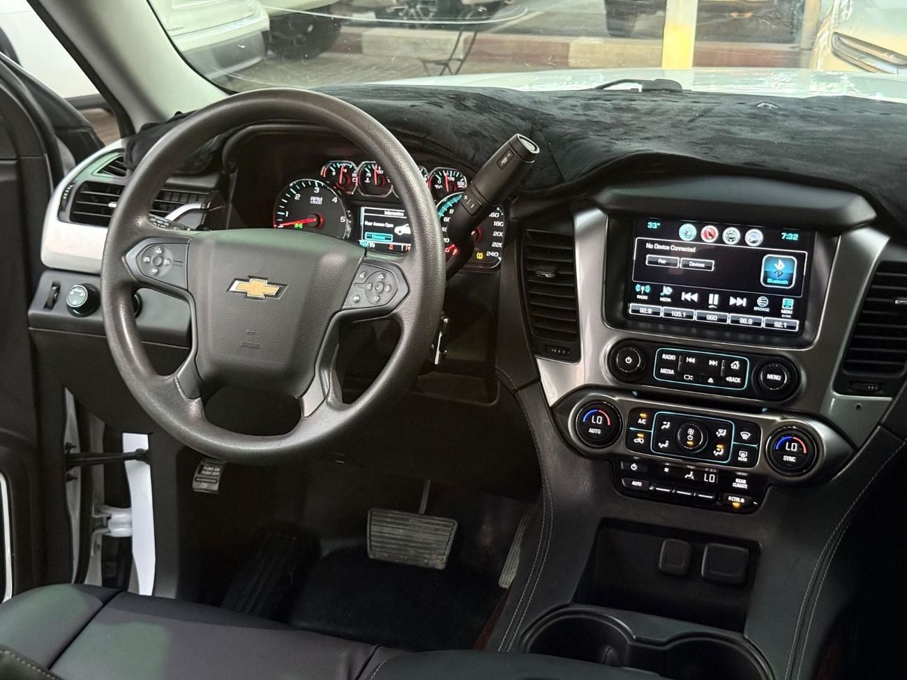 Chevrolet Tahoe 1LT 5.3L