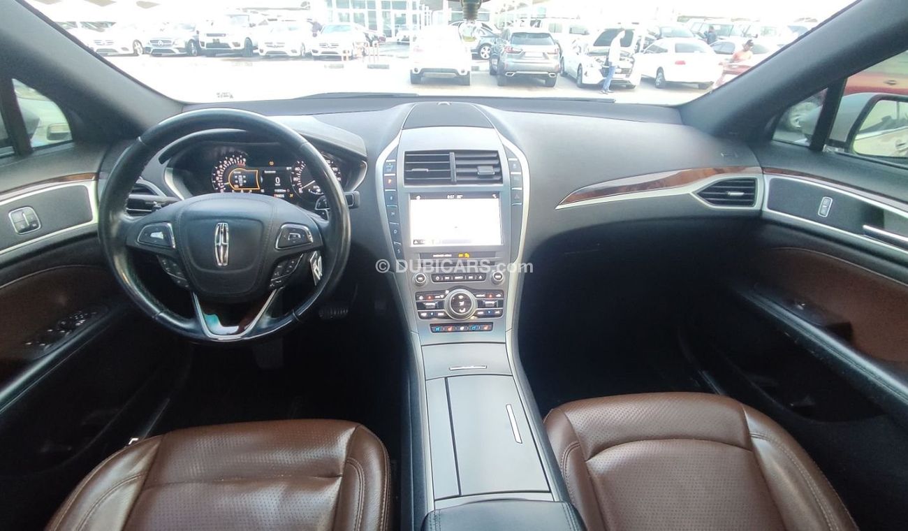 لينكولن MKZ سيليكت