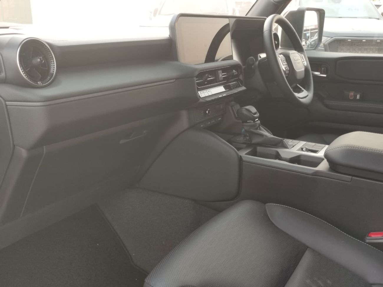 Toyota Prado Toyota Prado 2025 RHD Petro engine 7 seaters automatic gear vx options Japanese specs