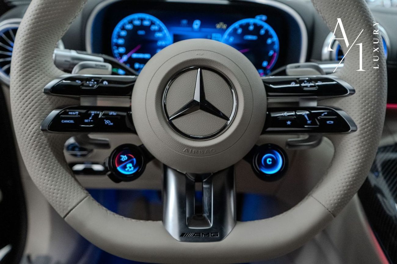 مرسيدس بنز SL 55 AMG Roadster 4Matic+ 2023 Mercedes Benz SL55 AMG 4MATIC Roadster, Mercedes Warranty, Fully Loaded, Very