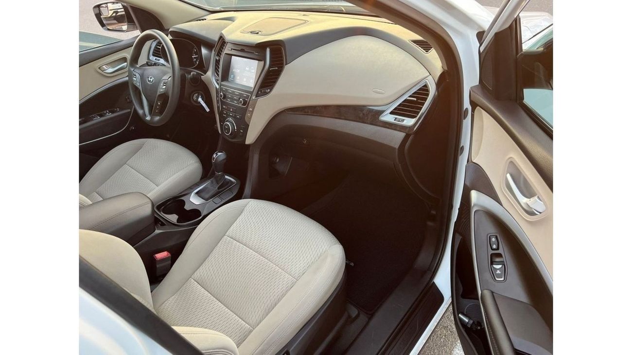 Hyundai Santa Fe 2017 HYUNDAI SANTA FE 2.4l v4