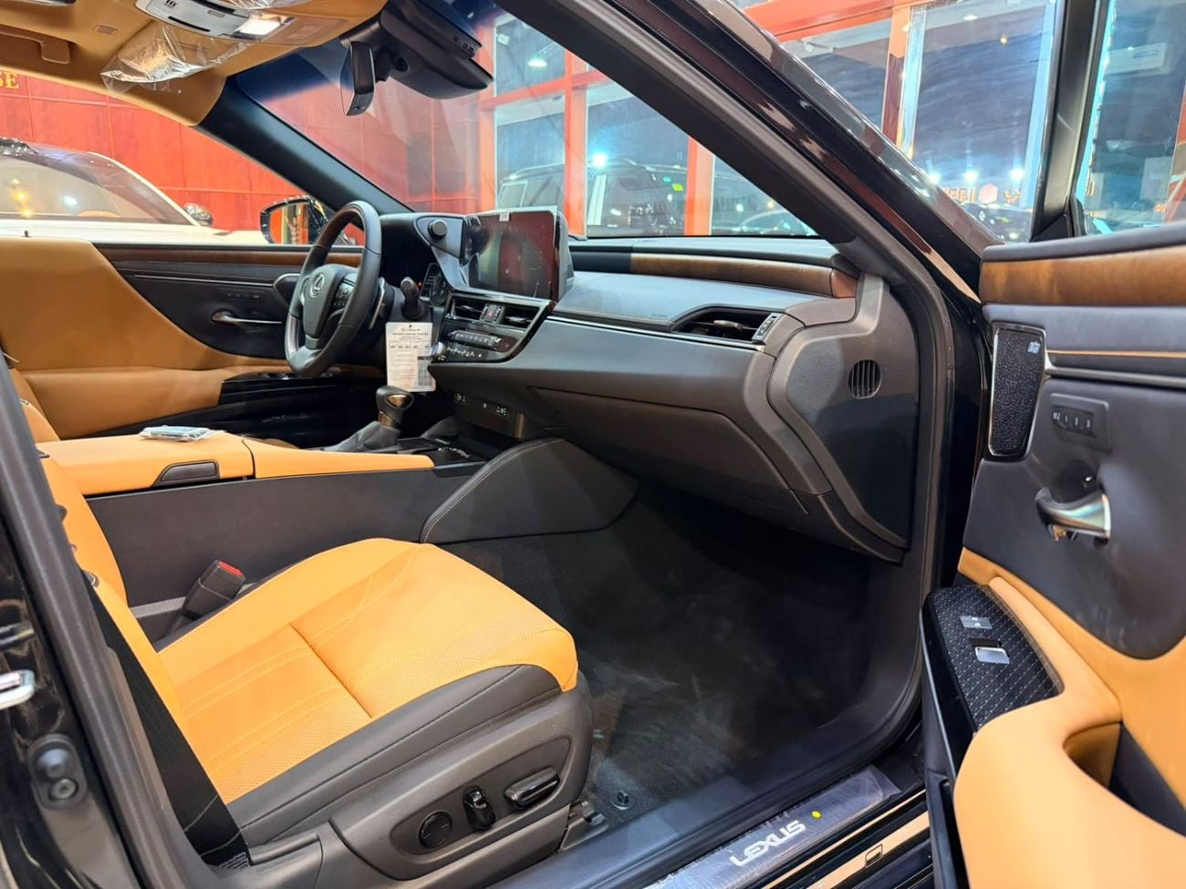 Lexus ES350 PLATINUM