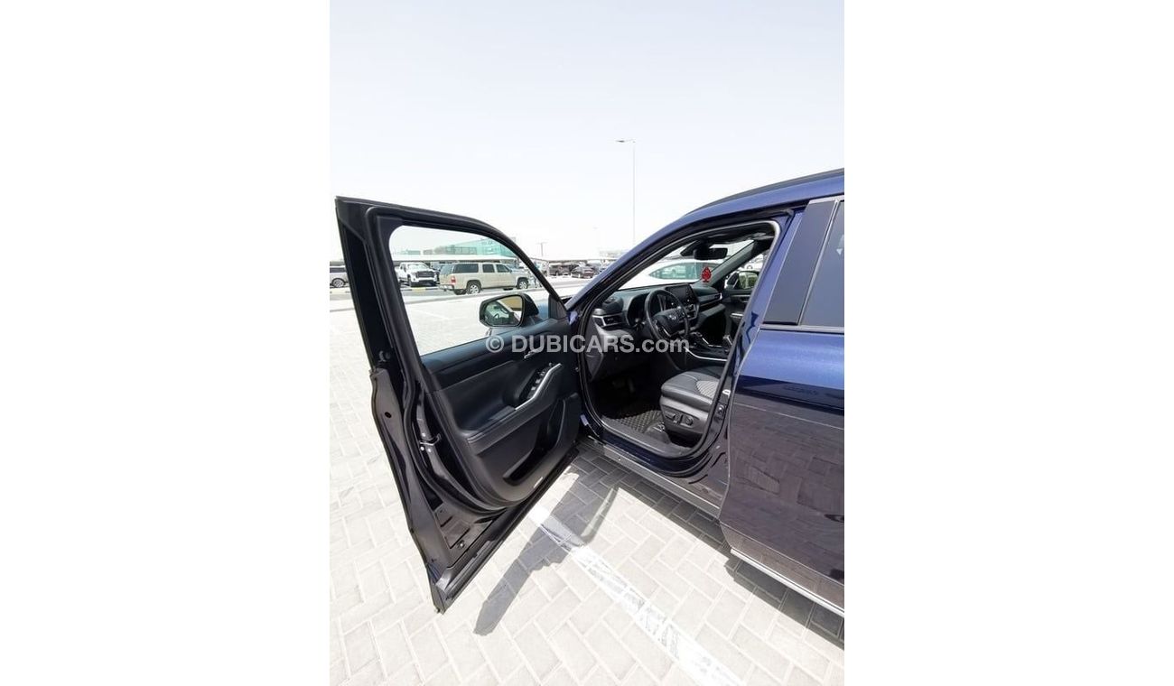 Toyota Highlander Toyota  Highlander XSE - 2021 - Blue