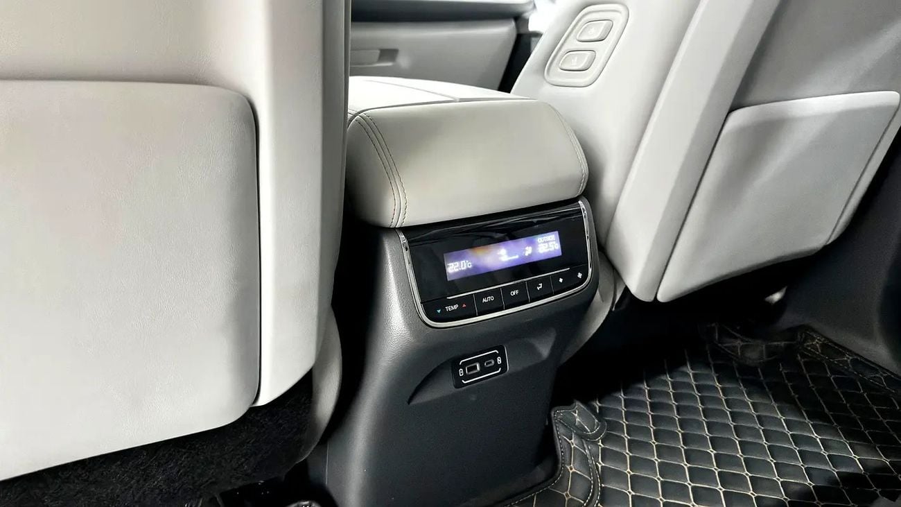 جي إي سي جي اس 8 هايبرد 0% DP | 2,114 / Month | | GX 2.0T 4WD Hybrid | | Gargash Warranty | Service History