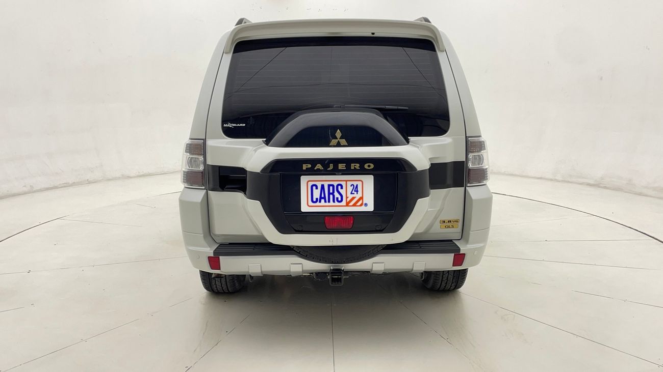 Mitsubishi Pajero GLS HIGHLINE 3.8 | Zero Down Payment | Home Test Drive