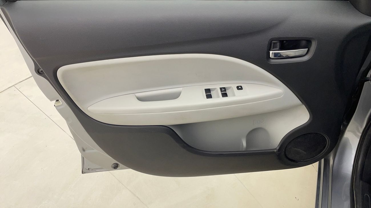 ميتسوبيشي اتراج GLX HIGHLINE 1.2 | بدون دفعة مقدمة | اختبار القيادة في المنزل