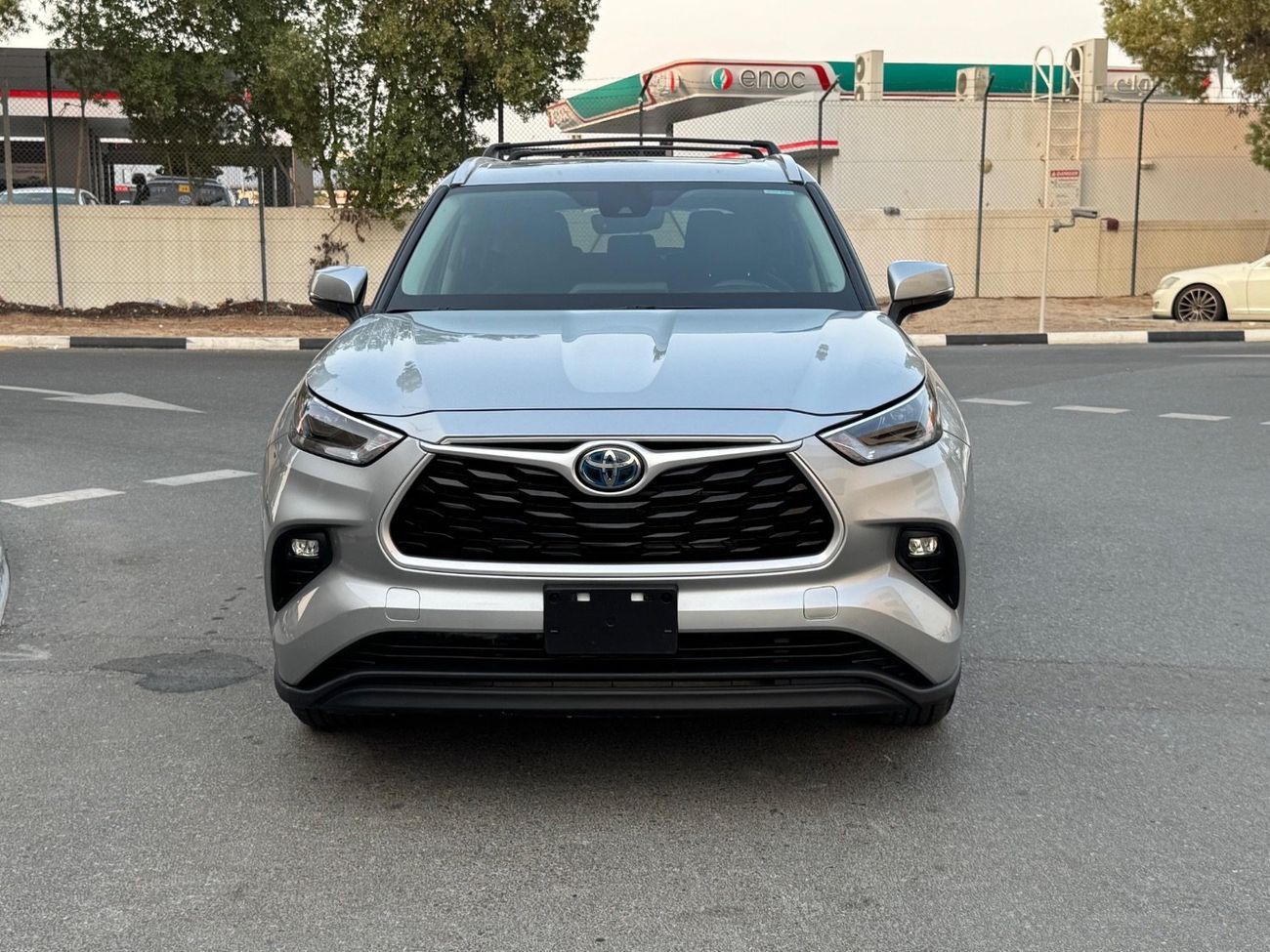 تويوتا هايلاندر 2.5L Hybrid VXR (AWD)