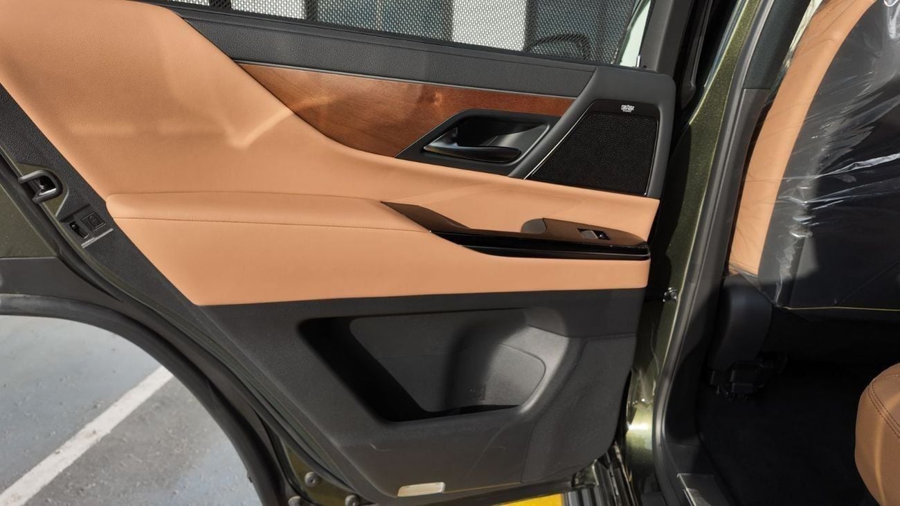 Lexus LX 600 LEXUS LX 600 Signature 3.5L