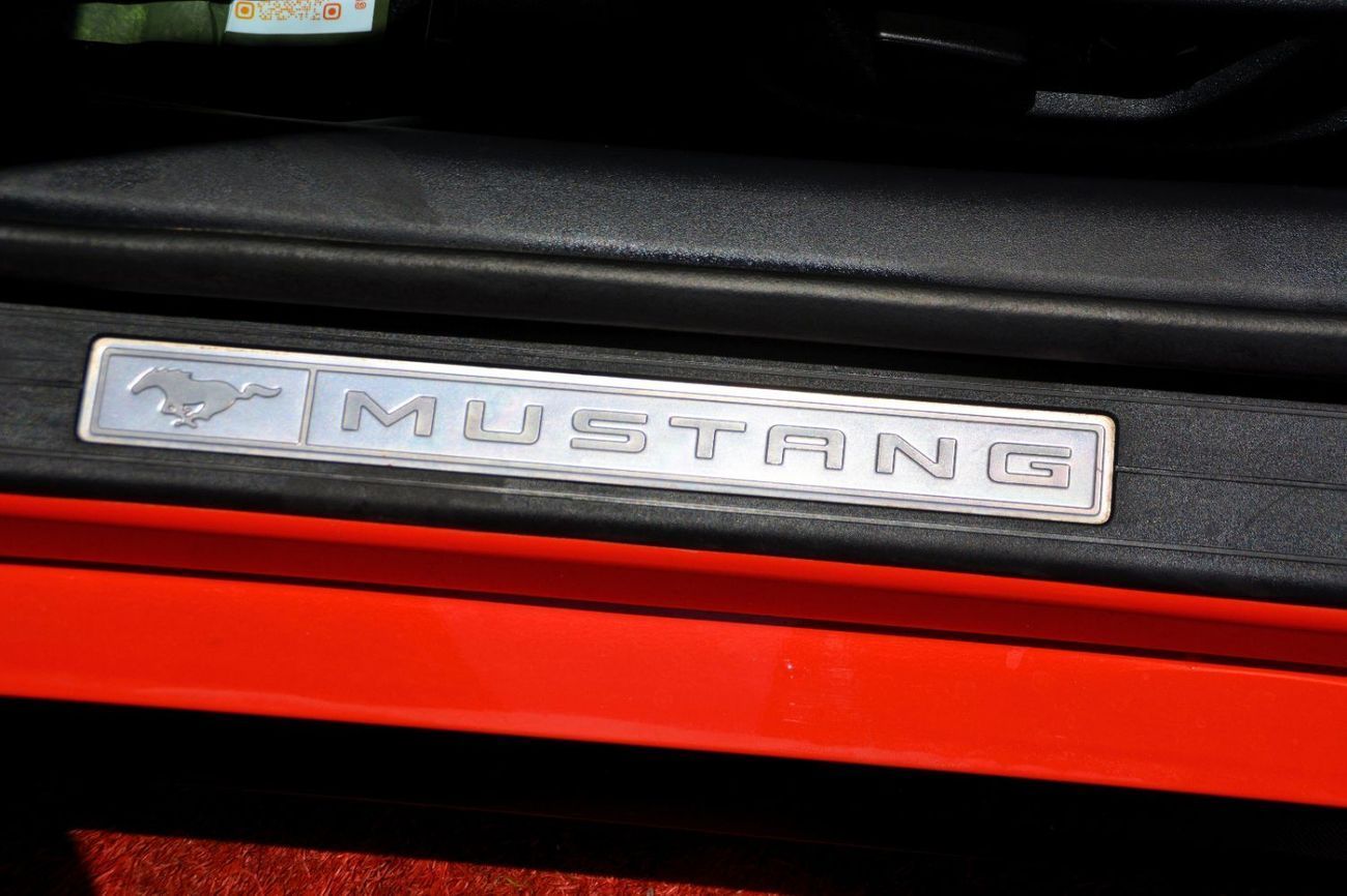 فورد موستانج تميز مع موستنج المكشوفة // بلون مميز وجذاب //وبسعر رائع --2024-اشتري وقم بالمنافسة