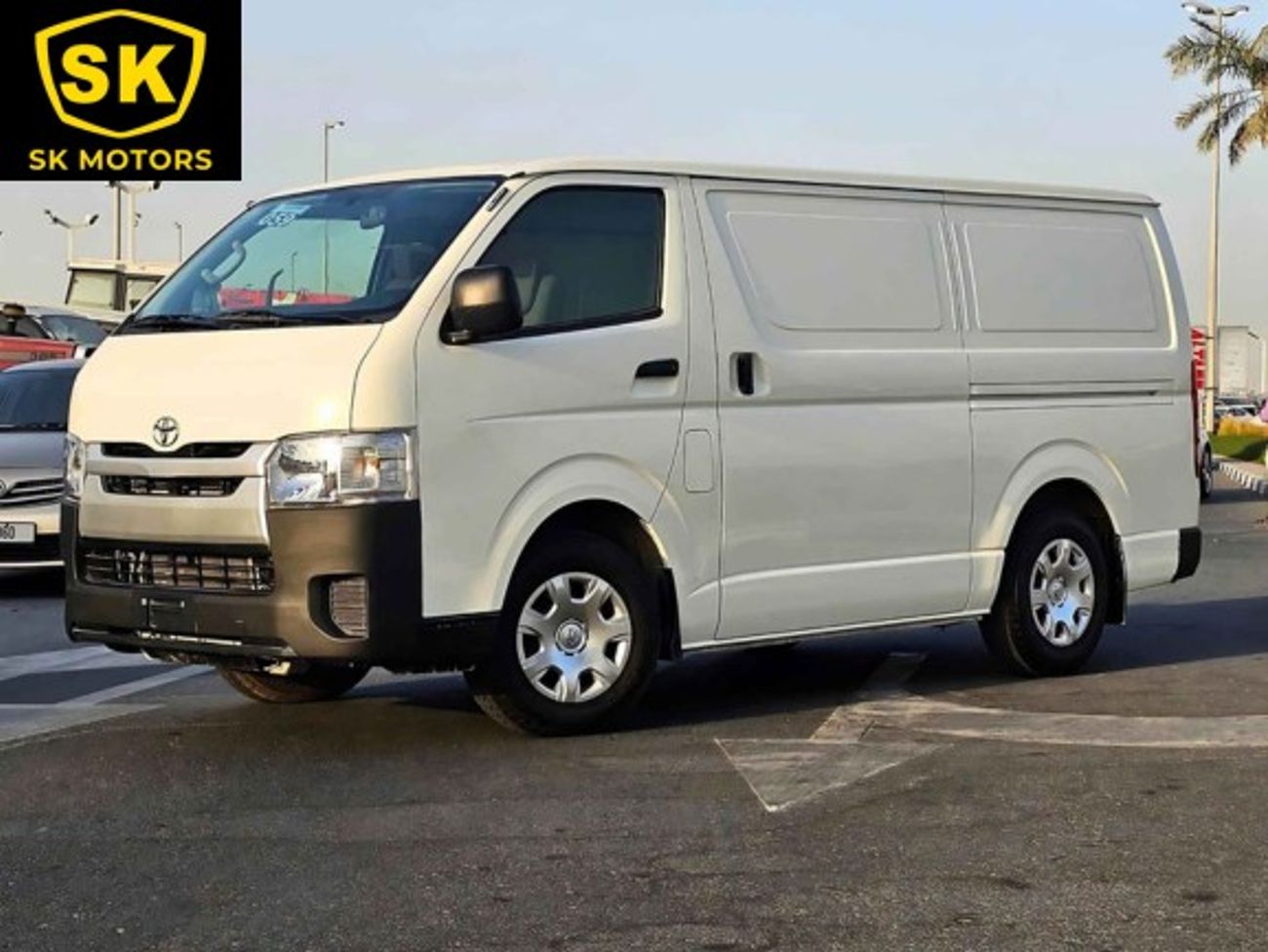 Toyota Hiace CARGO PATROL/ GCC/ STANDARD ROOF/ EXPORT ONLY/ LOT# 26062