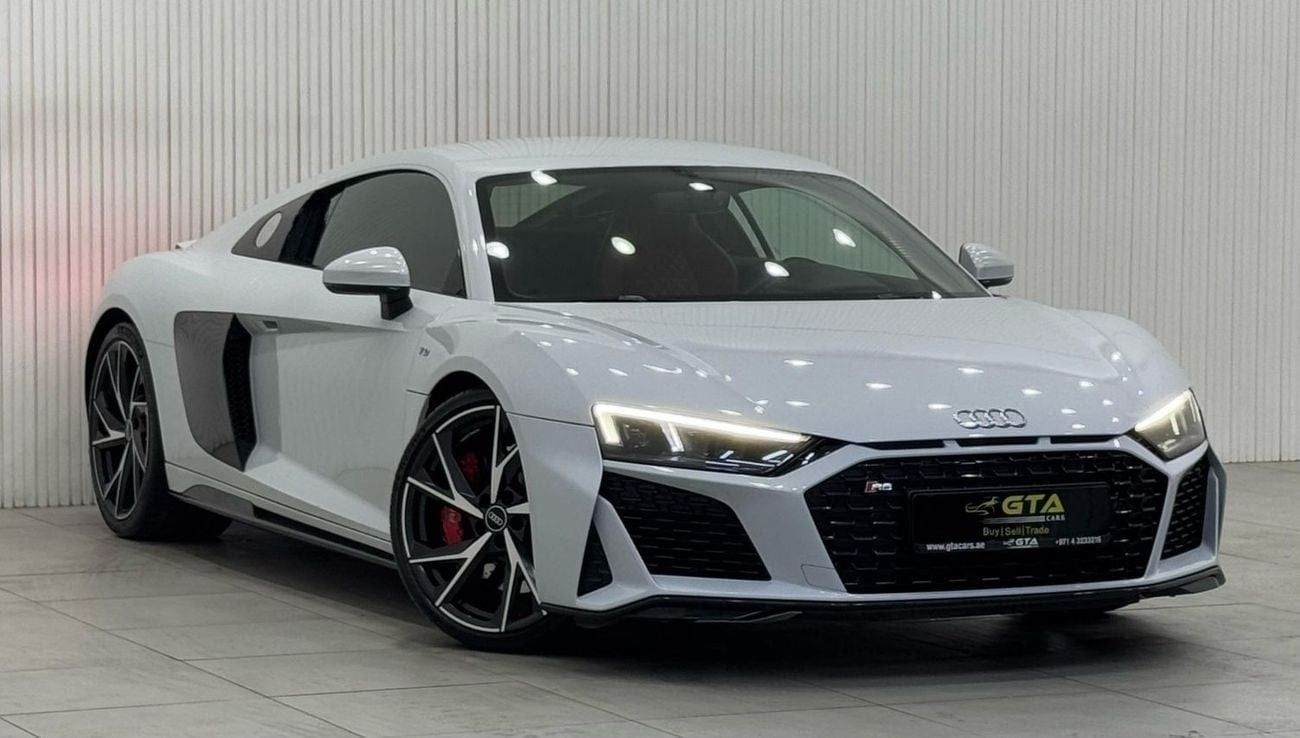 أودي R8 Std 5.2L (533 HP) 2021 Audi R8 V10, 2026 Audi Warranty, Audi Service Pack, Very Low Kms, GCC
