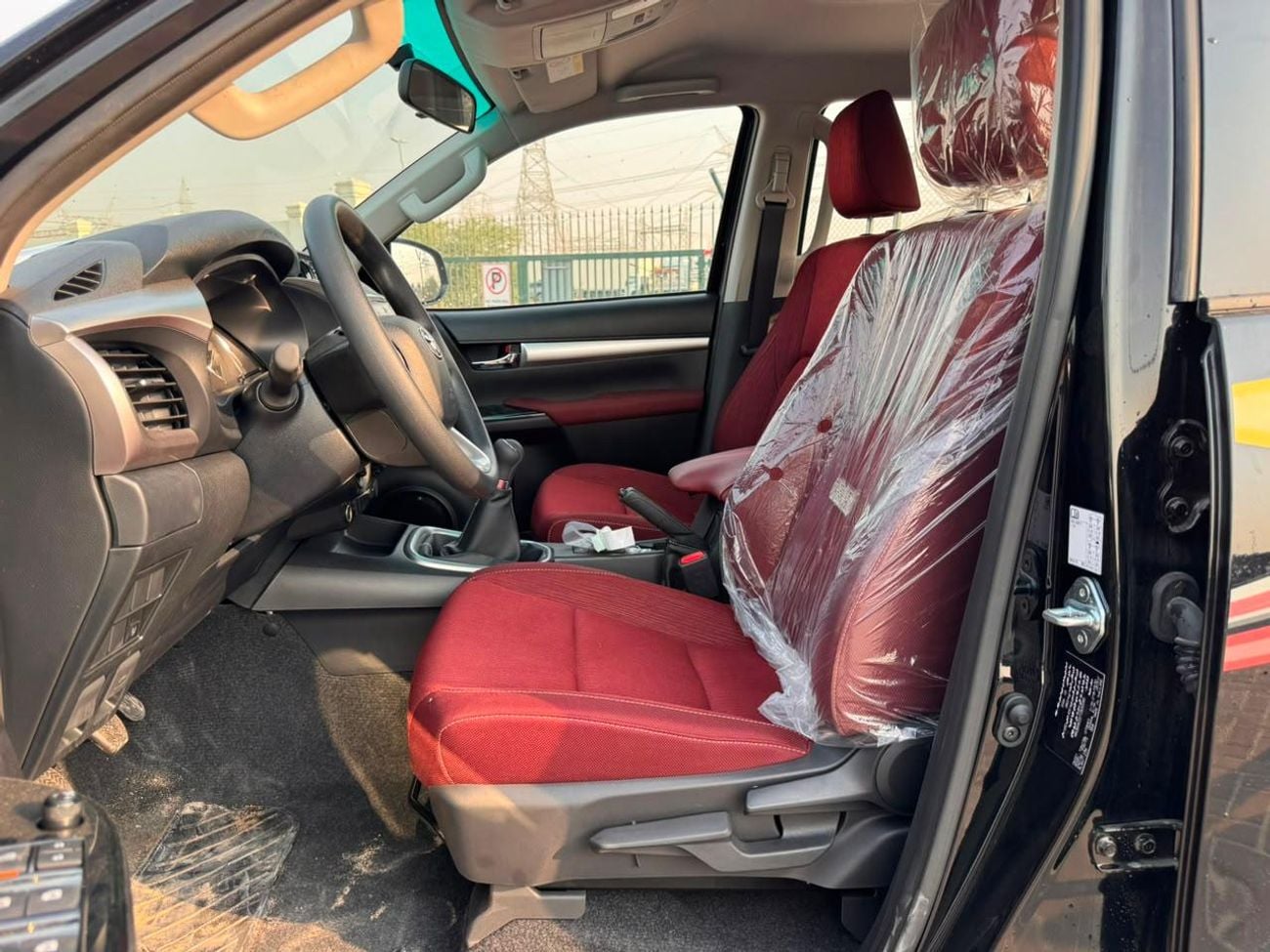 Toyota Hilux SR5 2.7L Manual GCC 2026 Export Price @ 128,000 AED