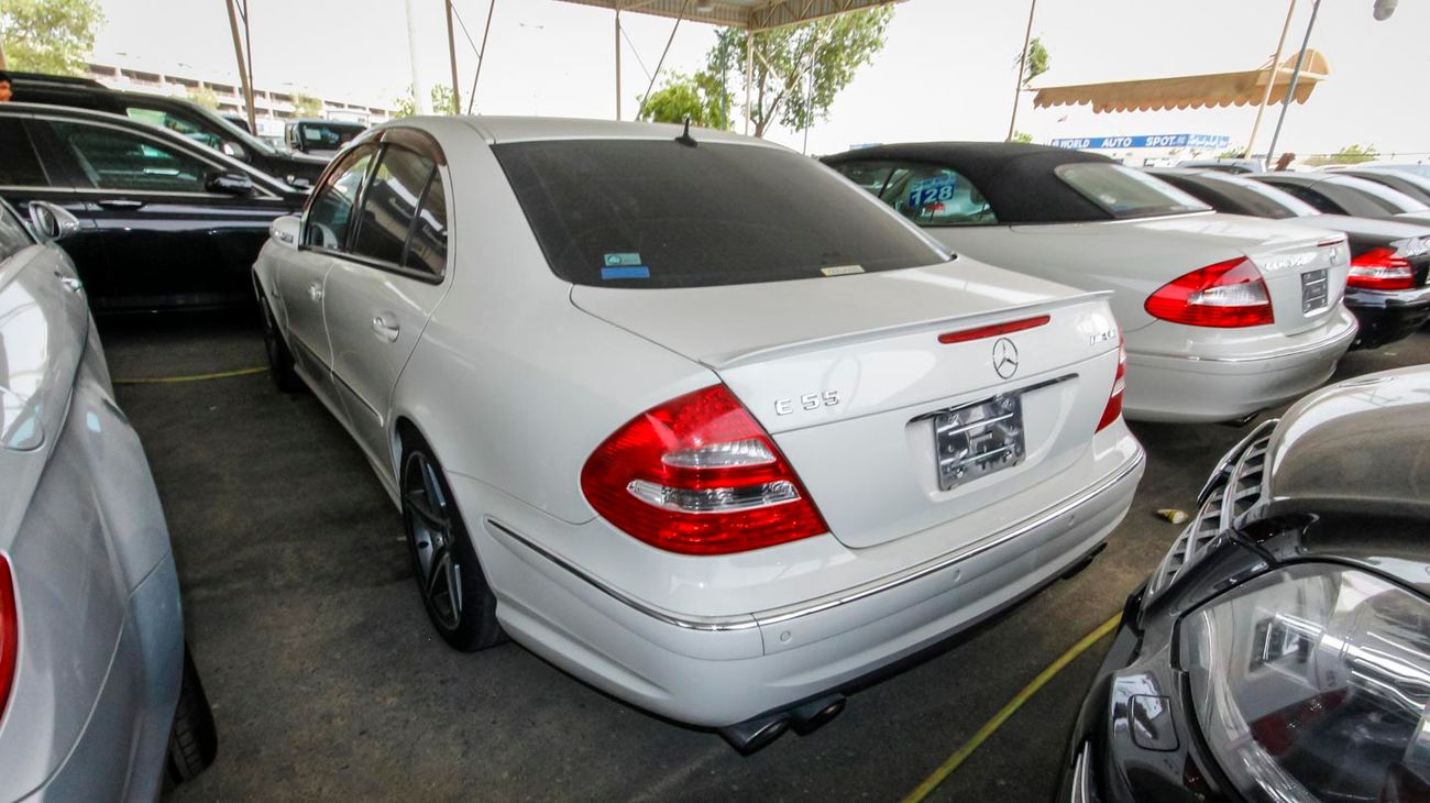 Mercedes Benz E55 AMG