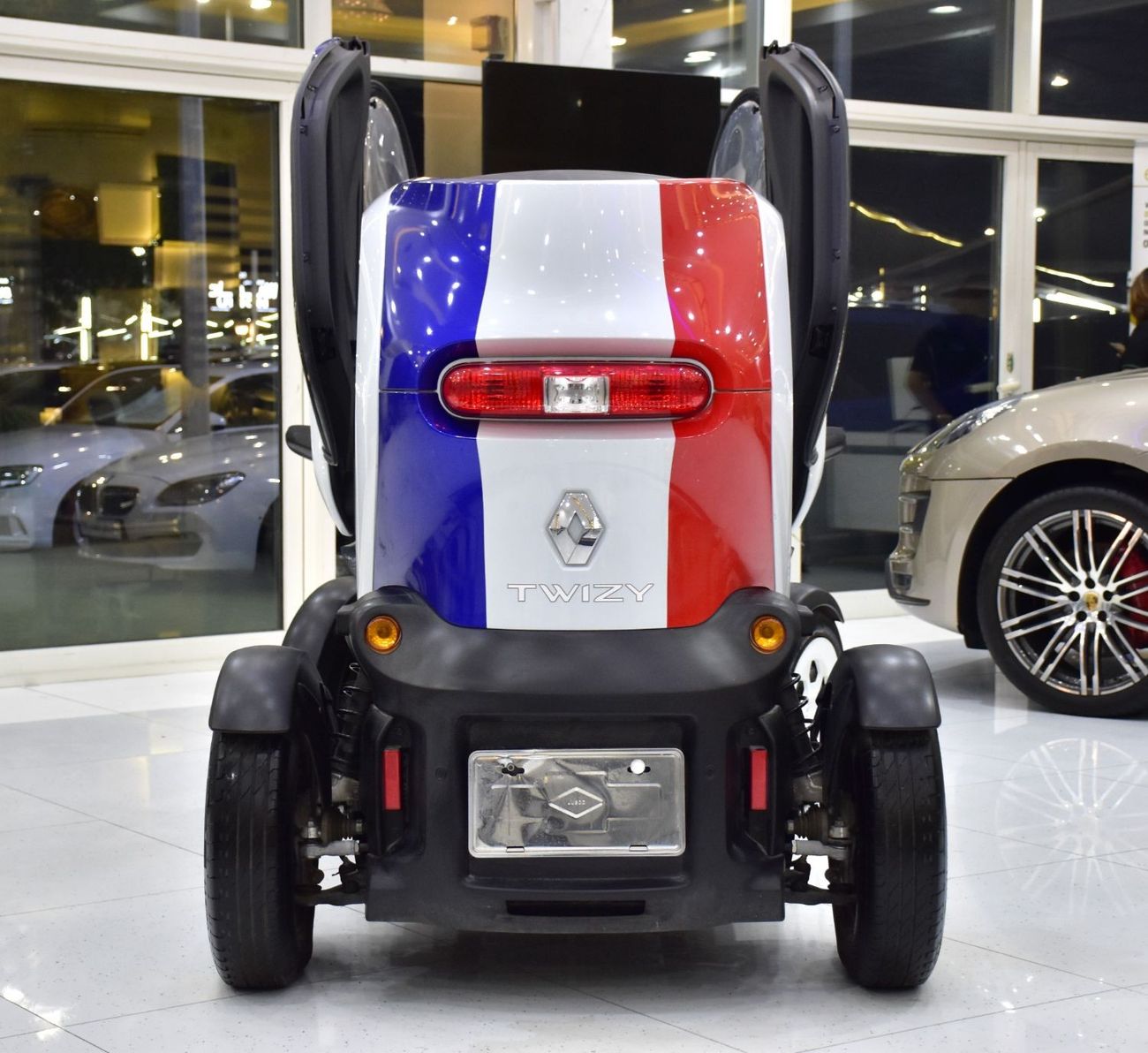 Renault Twizy EXCELLENT DEAL for our Renault Twizy ( 2020 Model ) in White Color GCC Specs