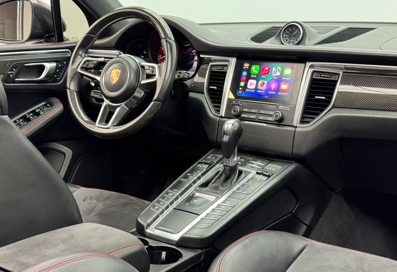 بورش ماكان GTS 2.9L (435 HP) 2017 Porsche Macan GTS, 2026 Porsche Warranty, Porsche Service History, GCC