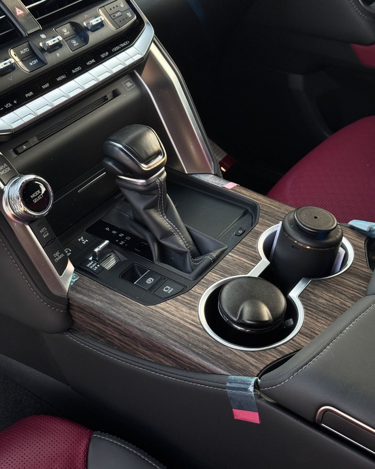 Toyota Land Cruiser VXR Toyota Land Cruiser VXR 2024 MODEL - GCC specs