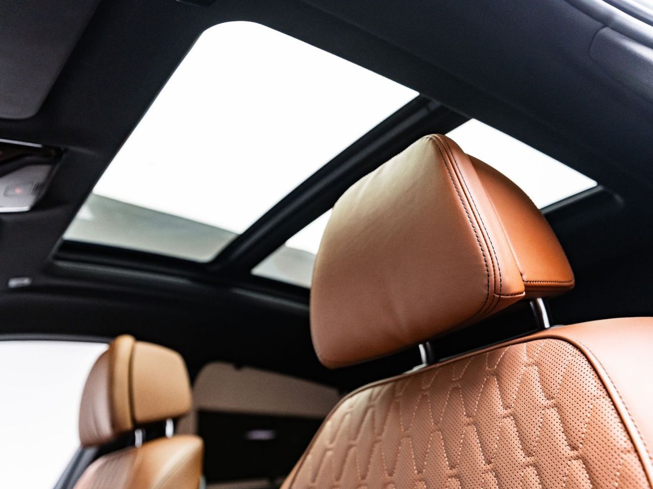 BMW X6 40i M Sport 3.0L 2024 BMW X6 xDrive40i, 2028 BMW Warranty + Service Contract, Low KMs, GCC