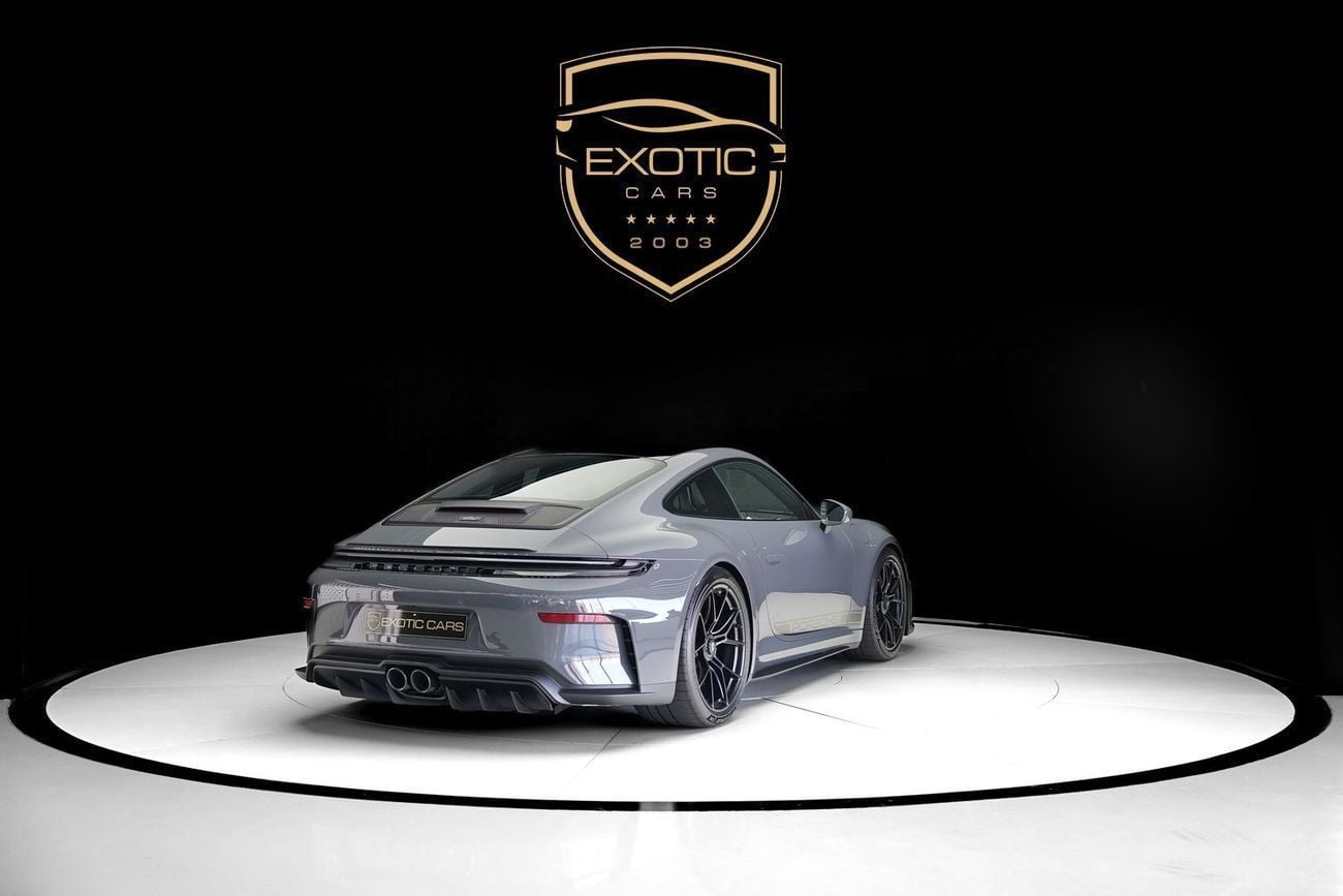 بورش 911 GT3 TOURING GT3 4.0L (505 HP) Touring Package
