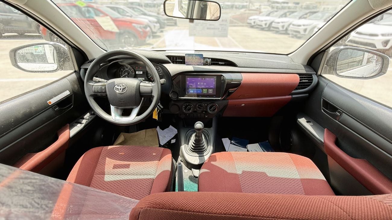 تويوتا هيلوكس Toyota Hilux 2.4L Diesel MT DC 2WD 2025YM
