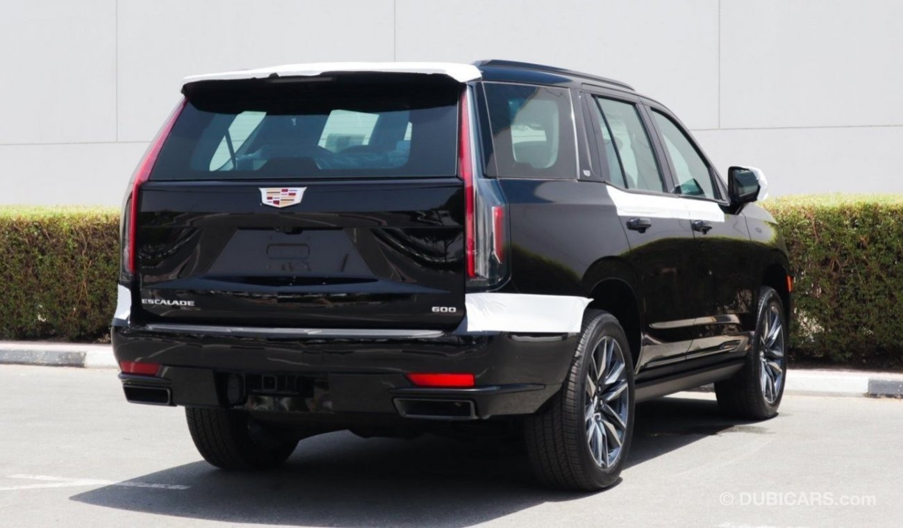 Cadillac Escalade Sport Platinum 600 GCC. Local Registration + 5%