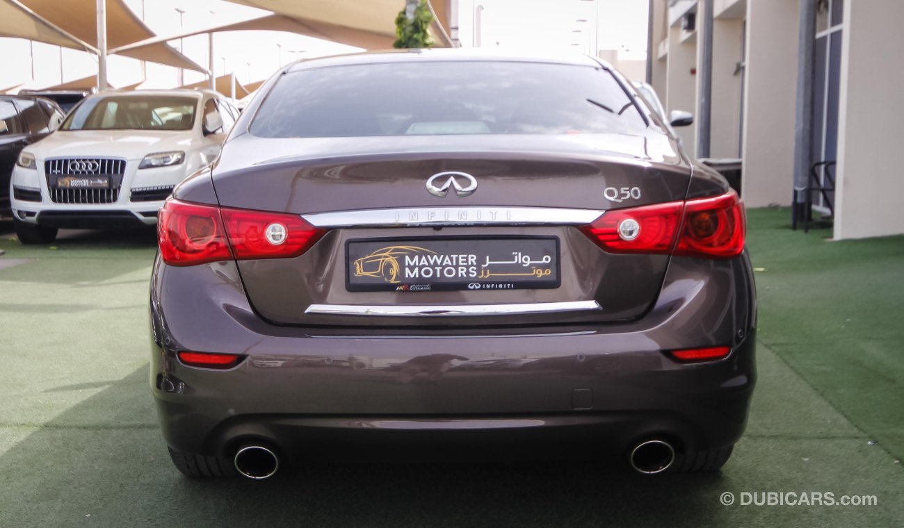 Infiniti Q50 2.0t