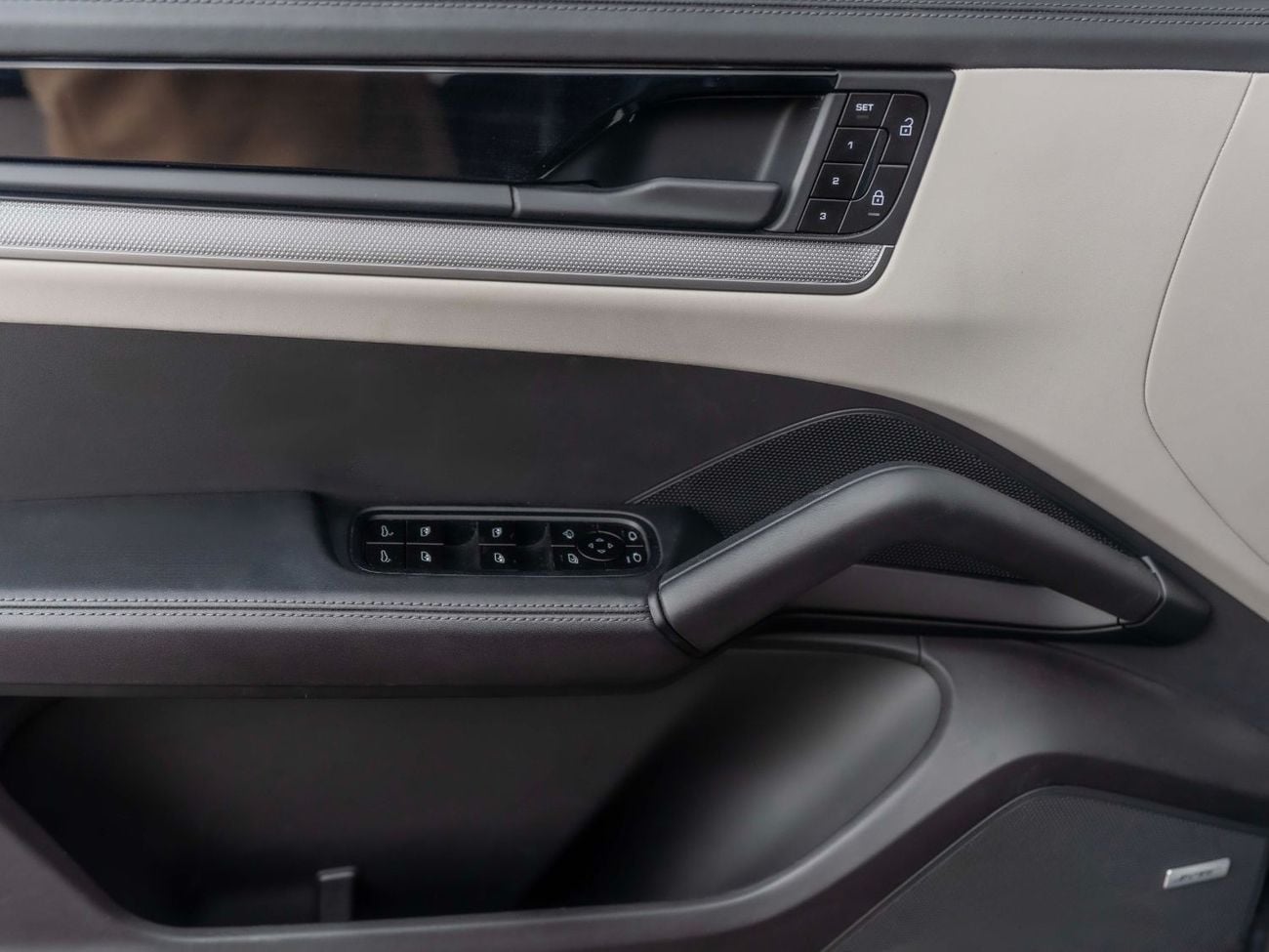 بورش كايان Base Coupe