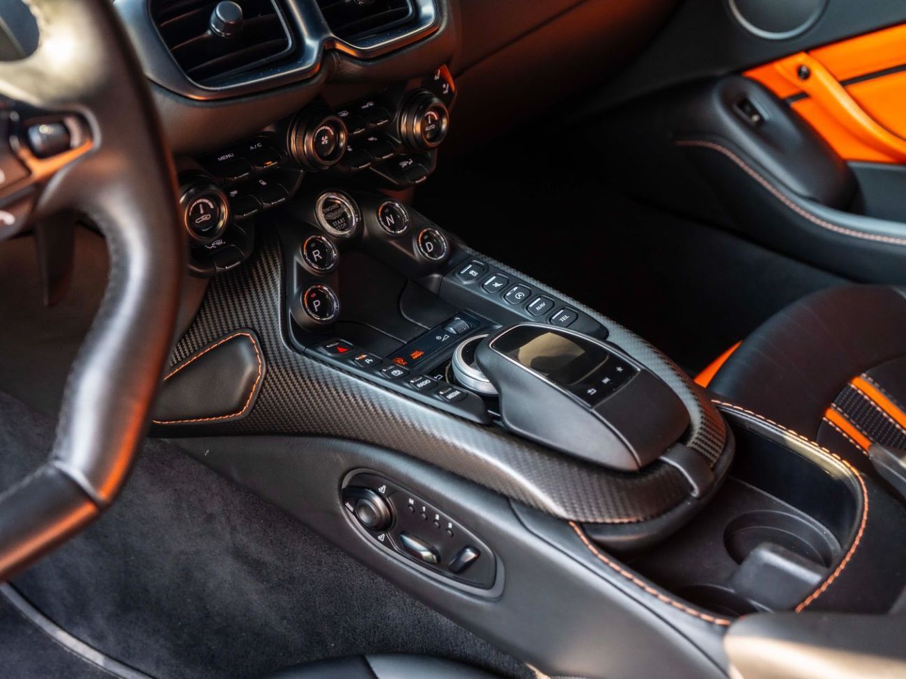 Aston Martin Vantage S