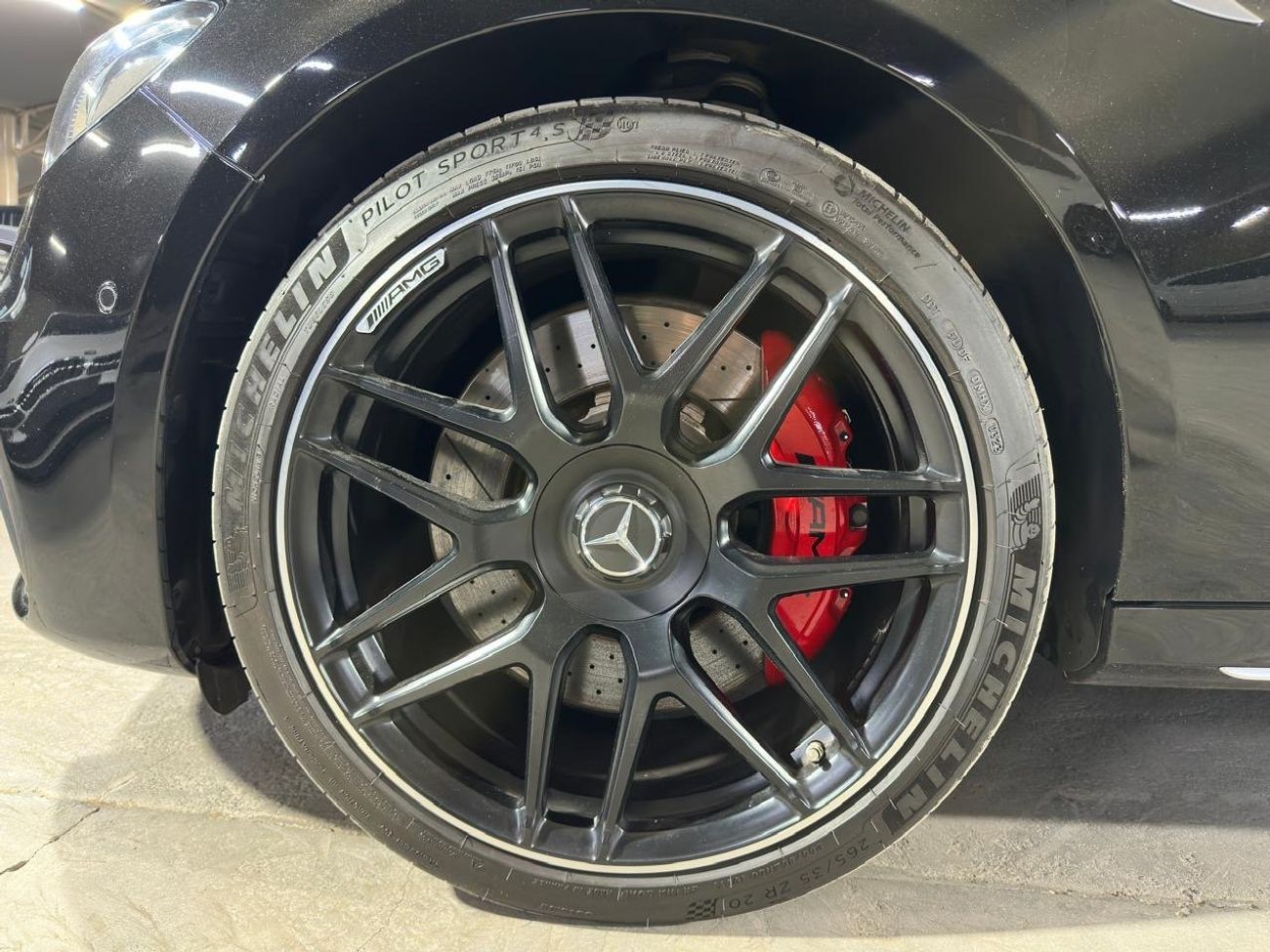 Mercedes-Benz E 63 S AMG MERCEDES E-CLASS E63s 2019 | FULL SERVICE HISTORY | AMG DRIVER PACKAGE | AMG PERFORMANCE EXHAUST