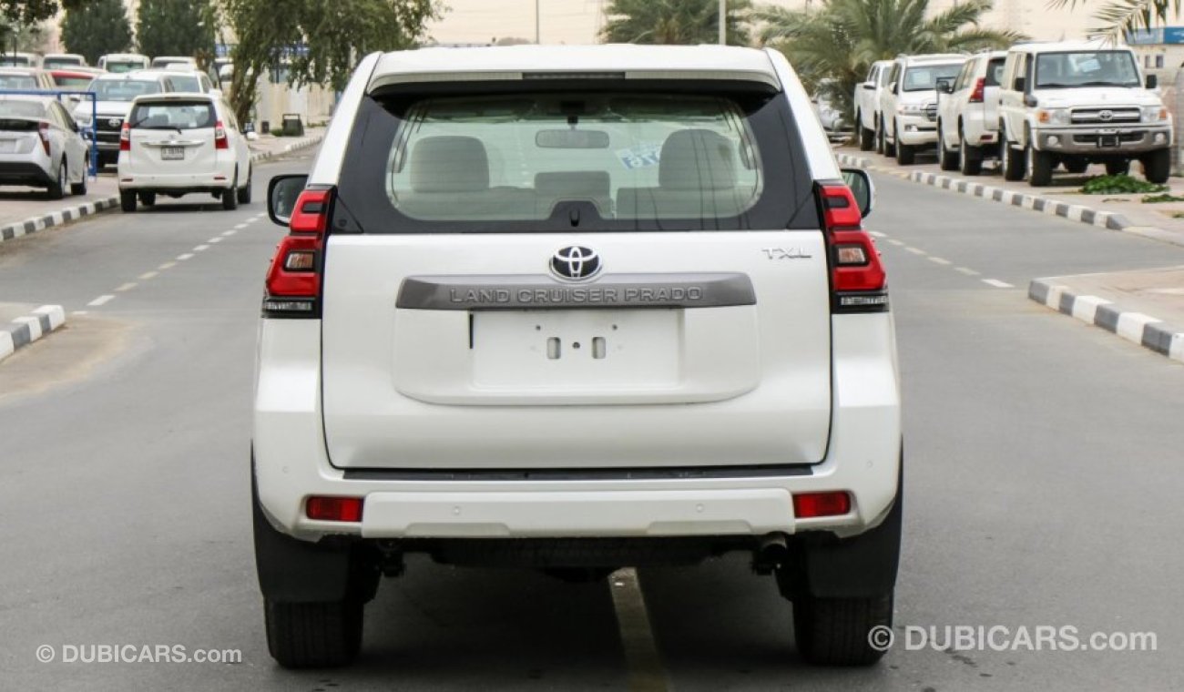 Toyota Prado TXL 2.7L - 2019 - GCC specs - Basic Option with sunroof (Export only)