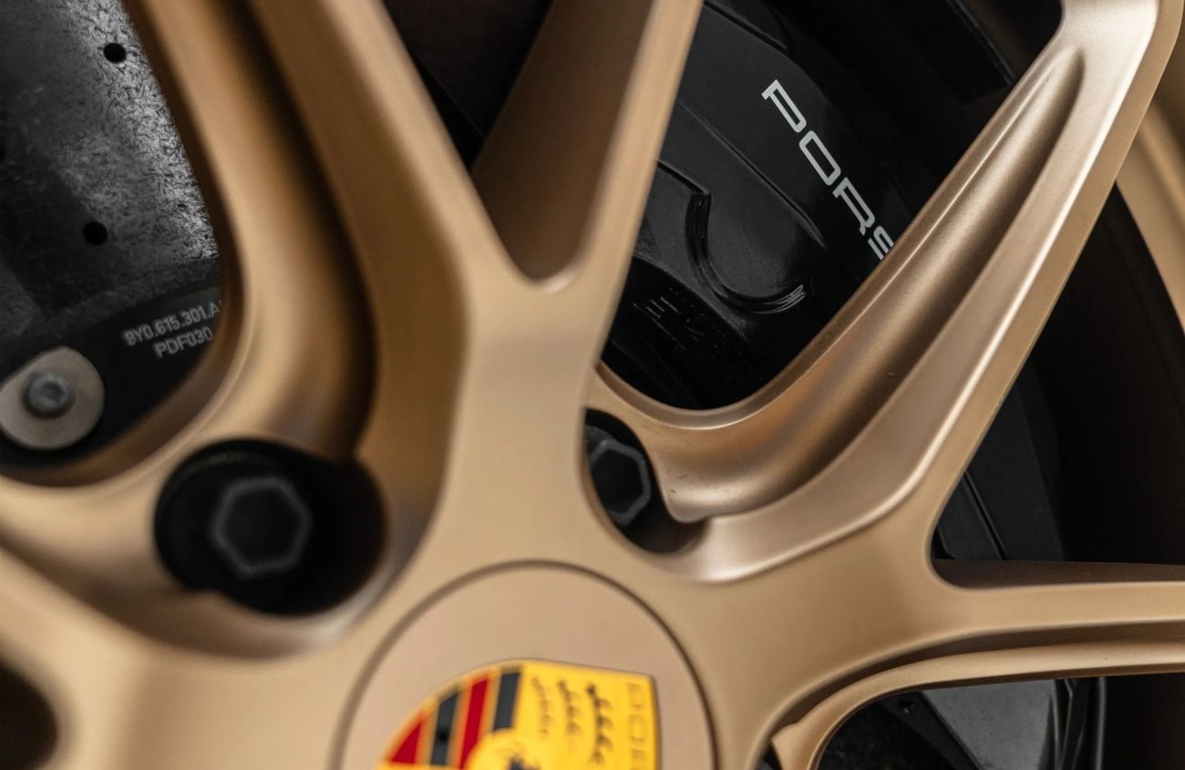 Porsche Cayenne 4.0L V8 Twin-Turbocharged Engine