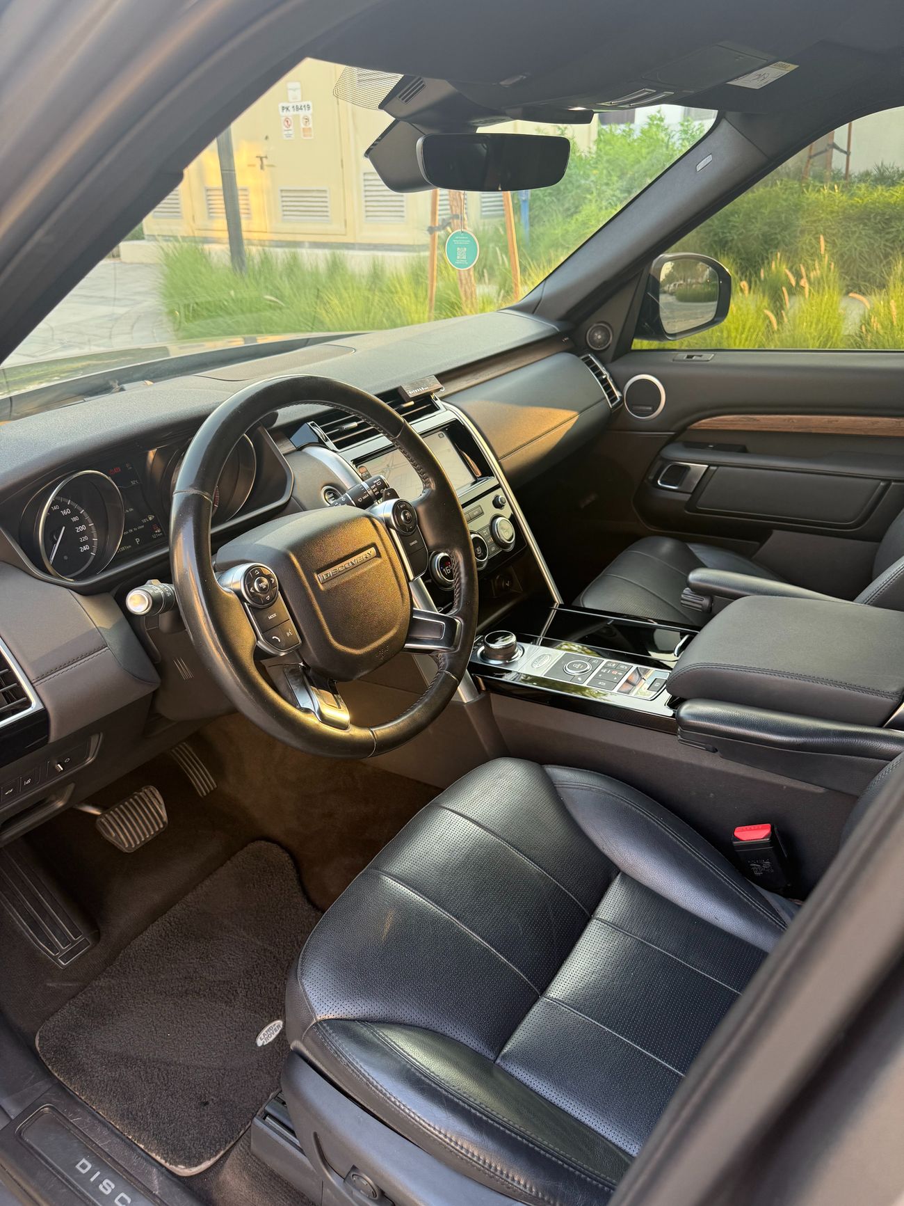 لاند روفر دسكفري HSE Luxury 3.0L (335 HP)