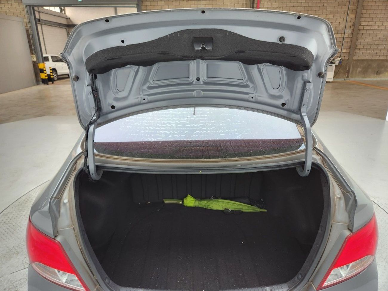 Hyundai Accent ACCENT (G) 1.4 4DOOR MODERN