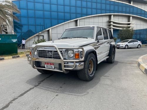 نيسان باترول Y60