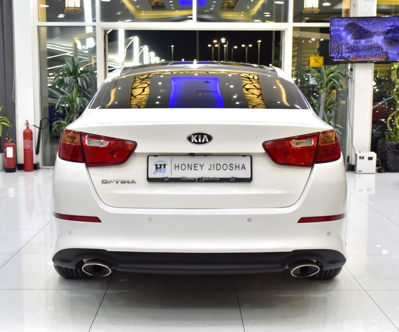 Kia Optima EXCELLENT DEAL for our KIA Optima ( 2016 Model ) in White Color GCC Specs