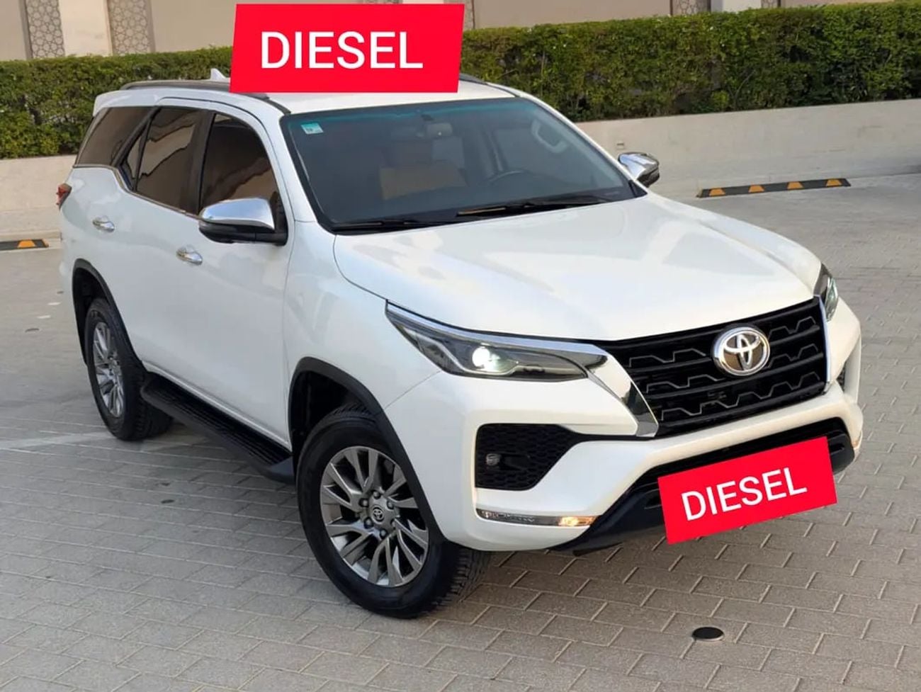 Toyota Fortuner DIESEL VXR Full Option V4 2.8L