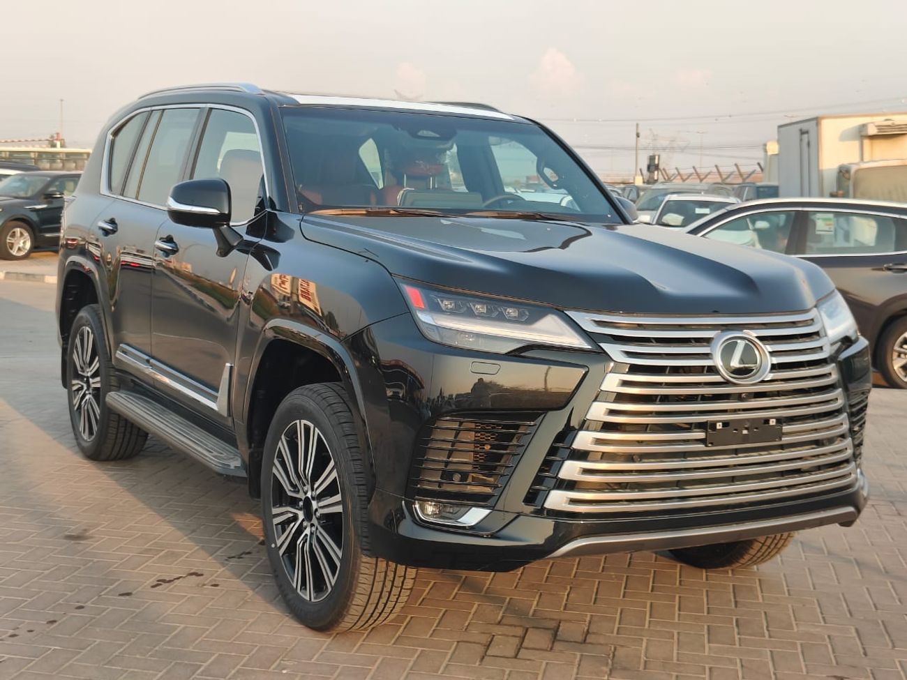 لكزس LX 600 2026 Lexus LX600 Signature (7-Seater) 3.5L V6 Twin-Turbo Petrol A/T 4WD Export Only