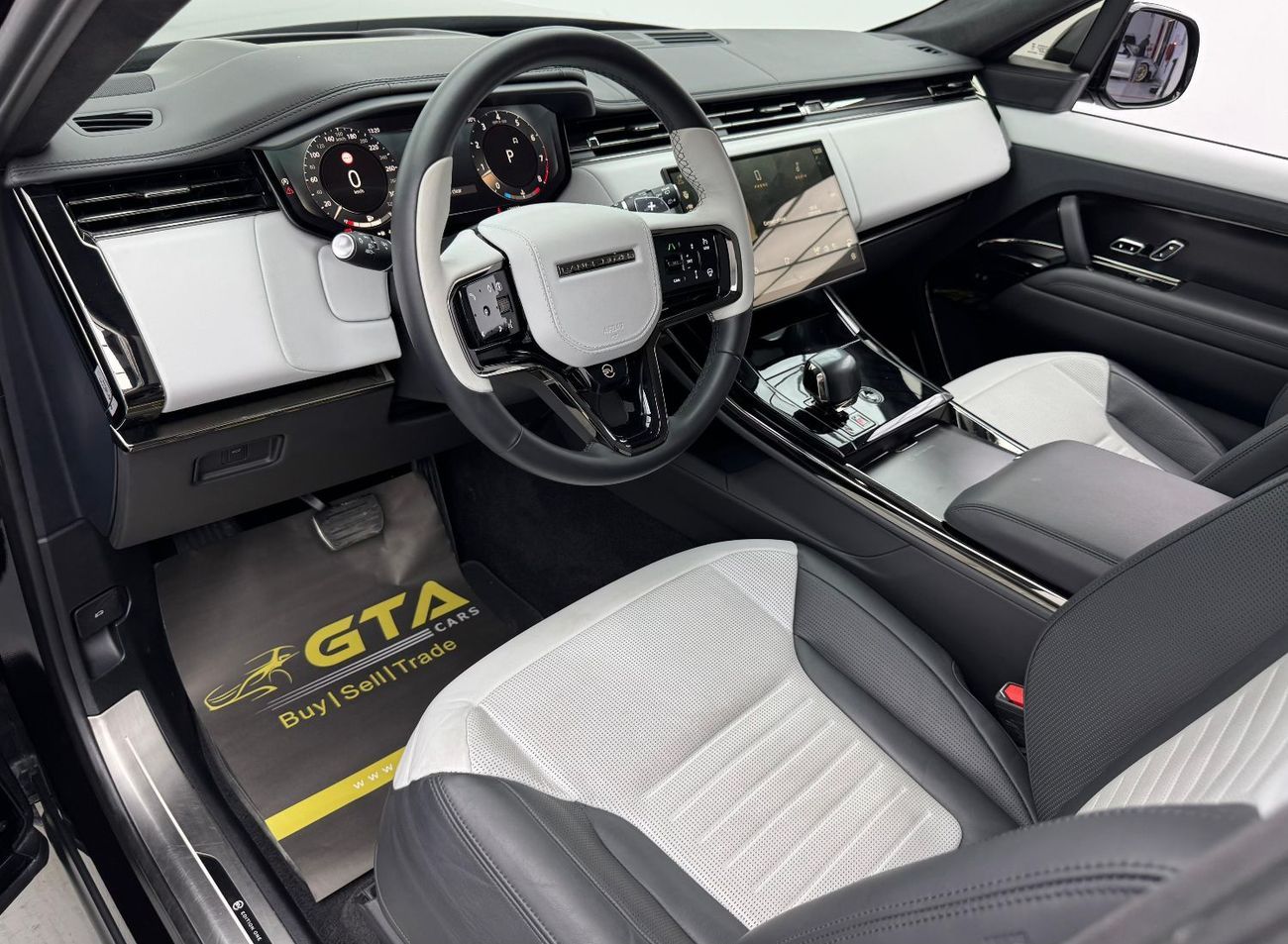 لاند روفر رينج روفر سبورت SV 4.4L 2024 Range Rover Sport SV, Warranty, Full RR Service History, Fully Loaded, Low Km, Euro