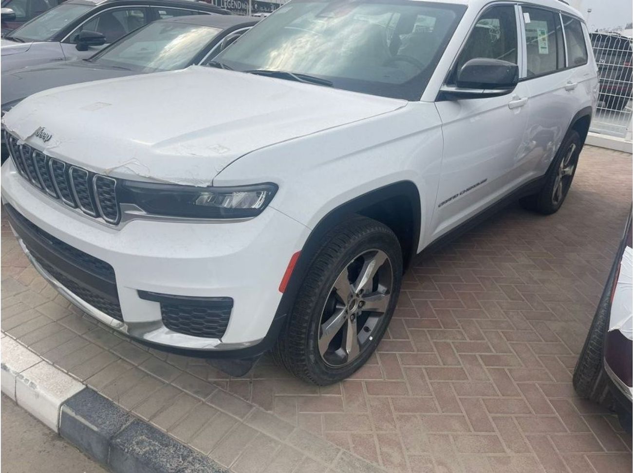 جيب شيروكي 2023 Jeep Cherokee 3.6L V6 SUV Automatic Zero KM