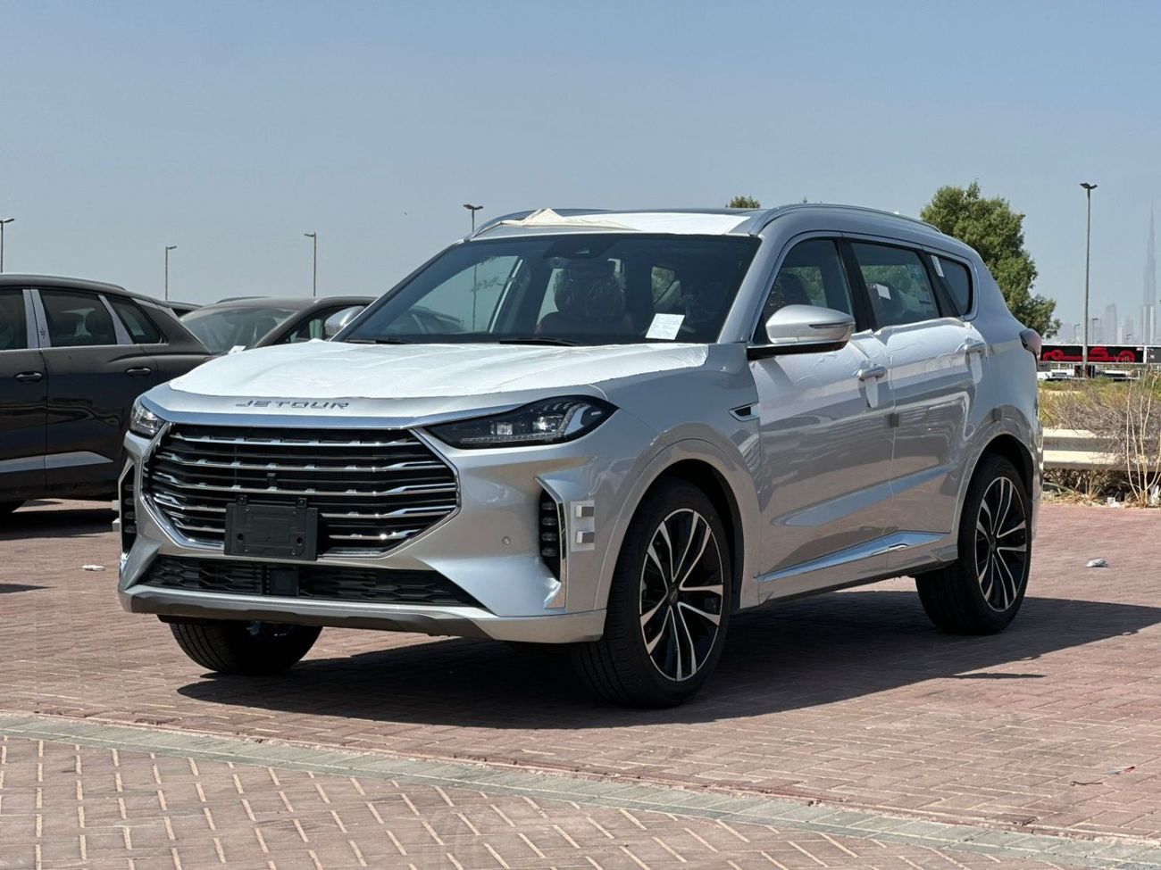 Jetour X70 JETOUR X70 PLUS 1.6L FWD 2025